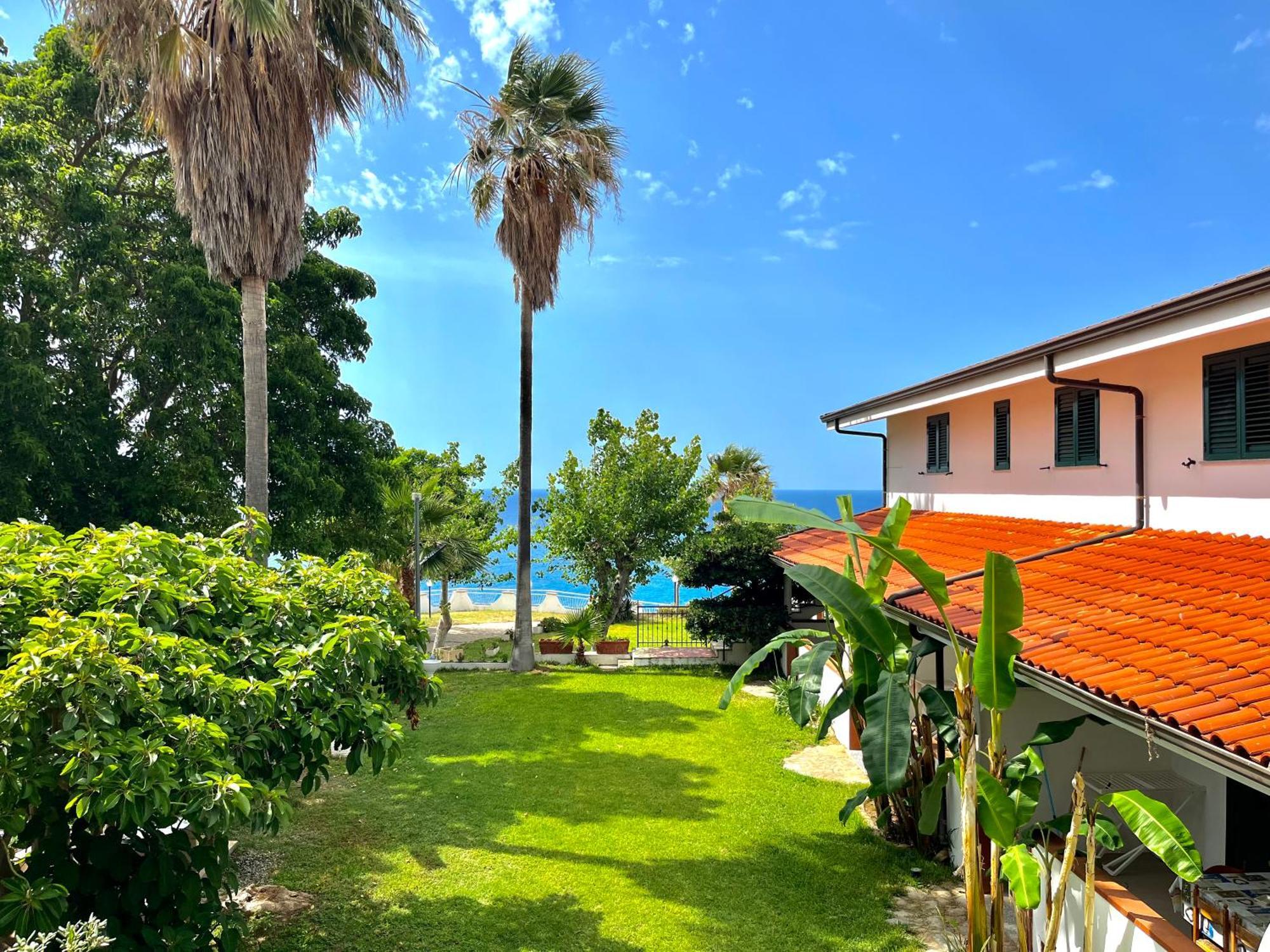 Residence Araba Fenice Tropea Εξωτερικό φωτογραφία